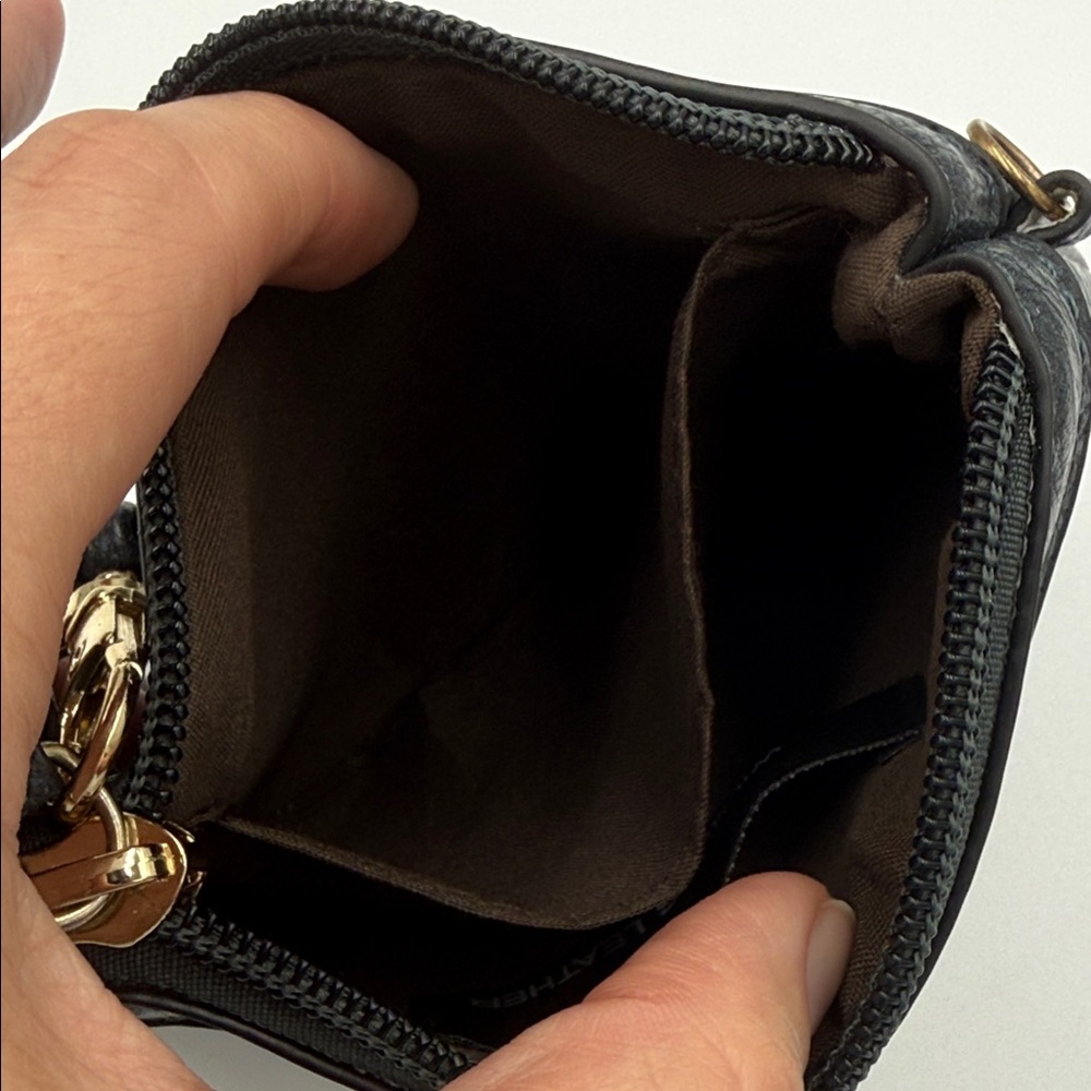 Wilson Leather Black and Blue Wristlet - Picture 5 of 6